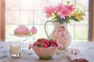 strawberries-in-bowl-783351_1920